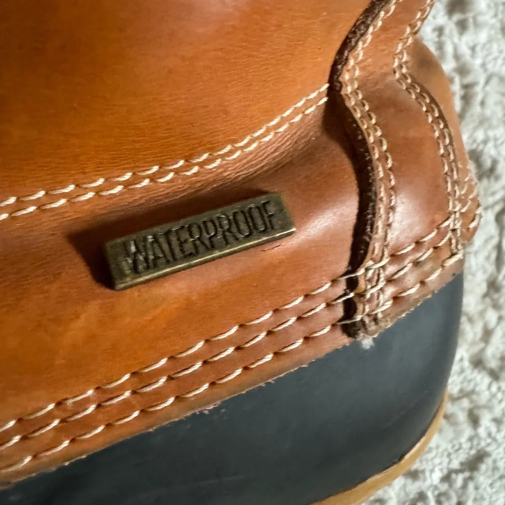 G.H. Bass Tan Leather and Black Rubber Duck Boot size 10 - Picture 2 of 10